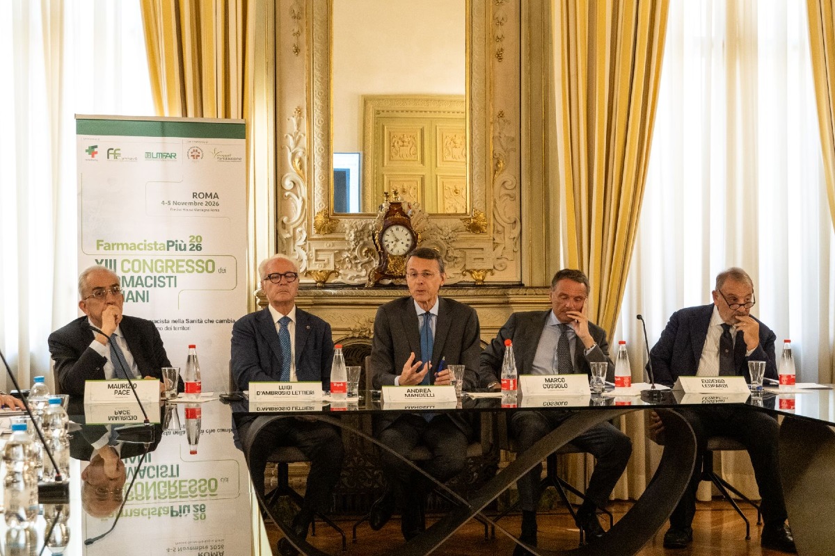 Presentata la XIII edizione di “FarmacistaPiù”: il futuro della professione al centro del confronto tra sanità territoriale, nuove competenze e sostenibilità del SSN 